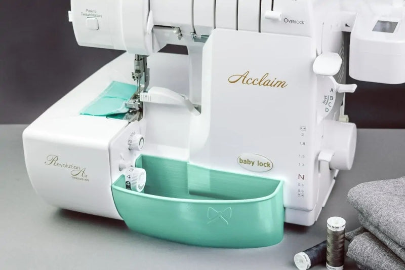 Schnittenliebe Auffangbehälter für Baby Lock Acclaim (versch. Farben)