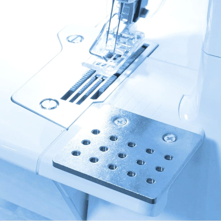 Juki Adapterplatte für Einzel-Doppelfaltschrägbinder (5 x 5 cm/ MO-735/ MCS-1800)