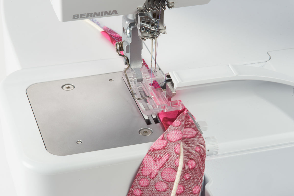 Bernina Nr. C16S Paspelfuß für L 890 Overlock (klein 3 mm)