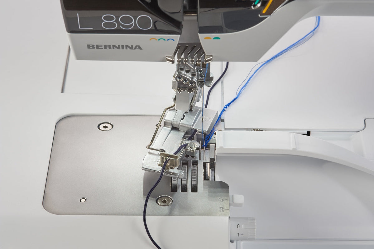 Bernina Nr. C17 Schnureinnähfuß für L 890 Overlock