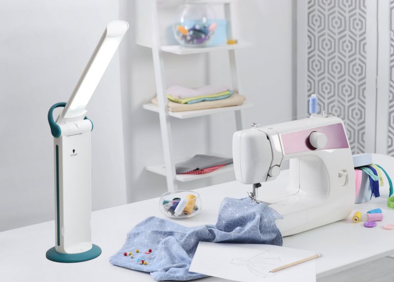 Daylight Twist 2 Go Netz + Akku LED Tageslichtleuchte (weiß/ blau)