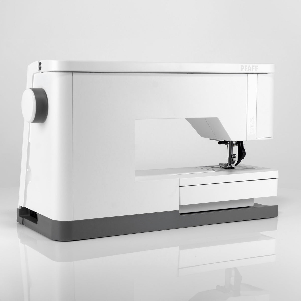 Pfaff expression 710 SE Computer Nähmaschine