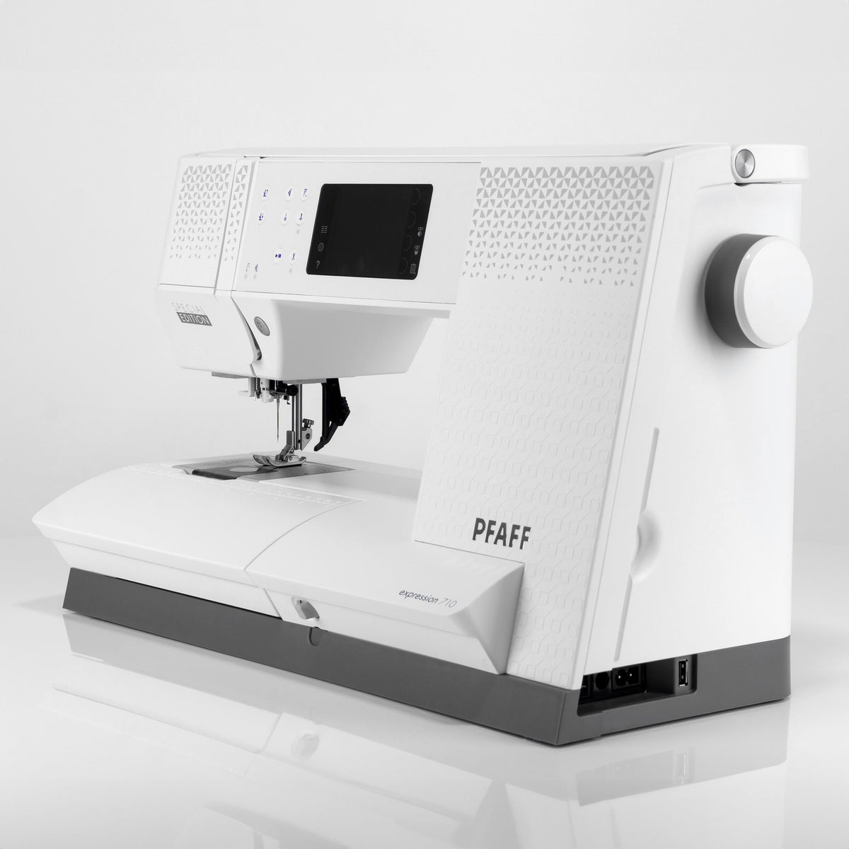 Pfaff expression 710 SE Computer Nähmaschine