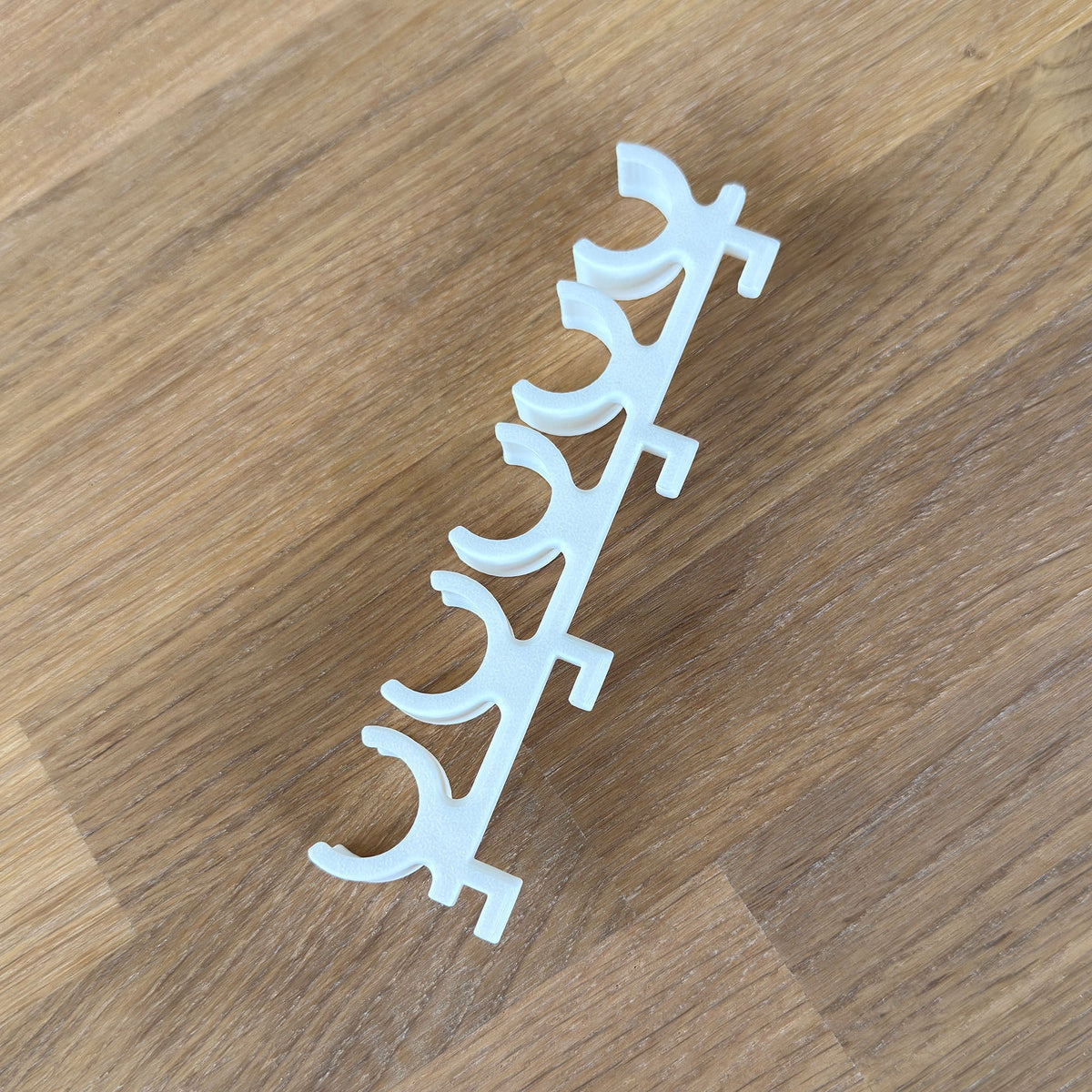 Lochwand - Spulenhalter vertikal (5x1 Spulen)