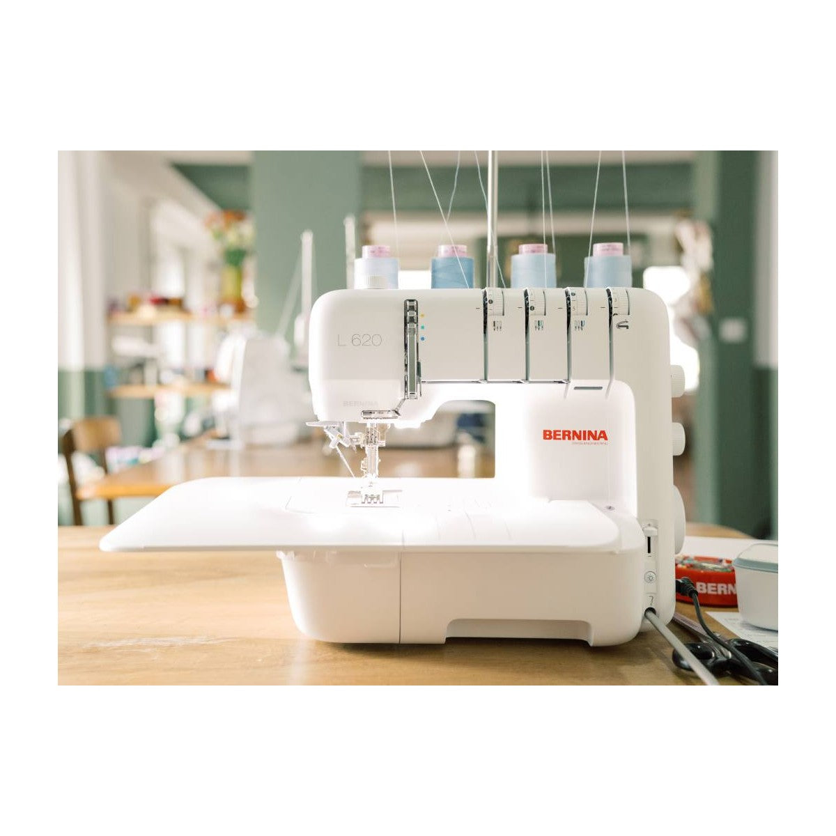 Bernina L620 Coverstitch Versandrückläufer