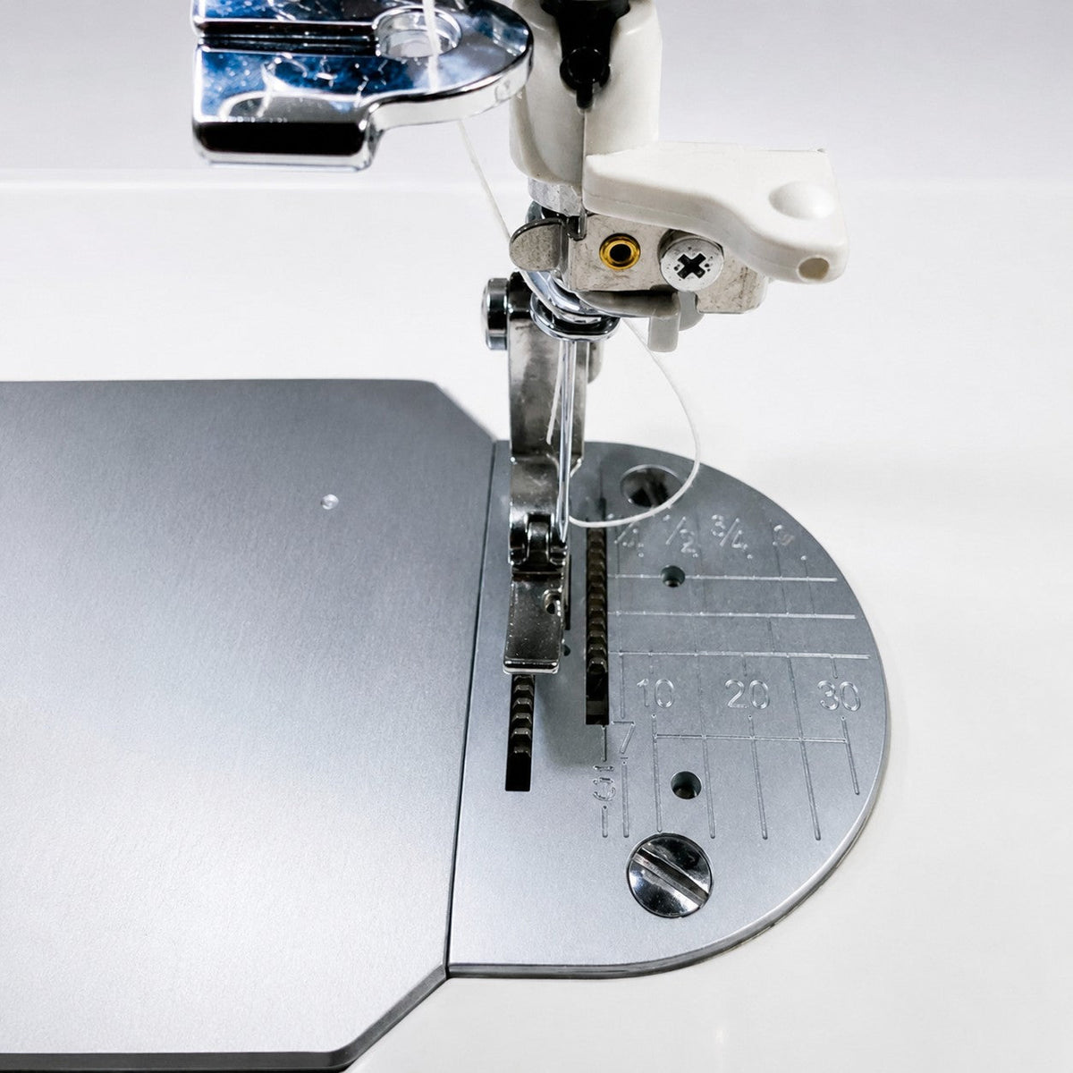 Janome Paspelfuß mit Gelenk für HD9