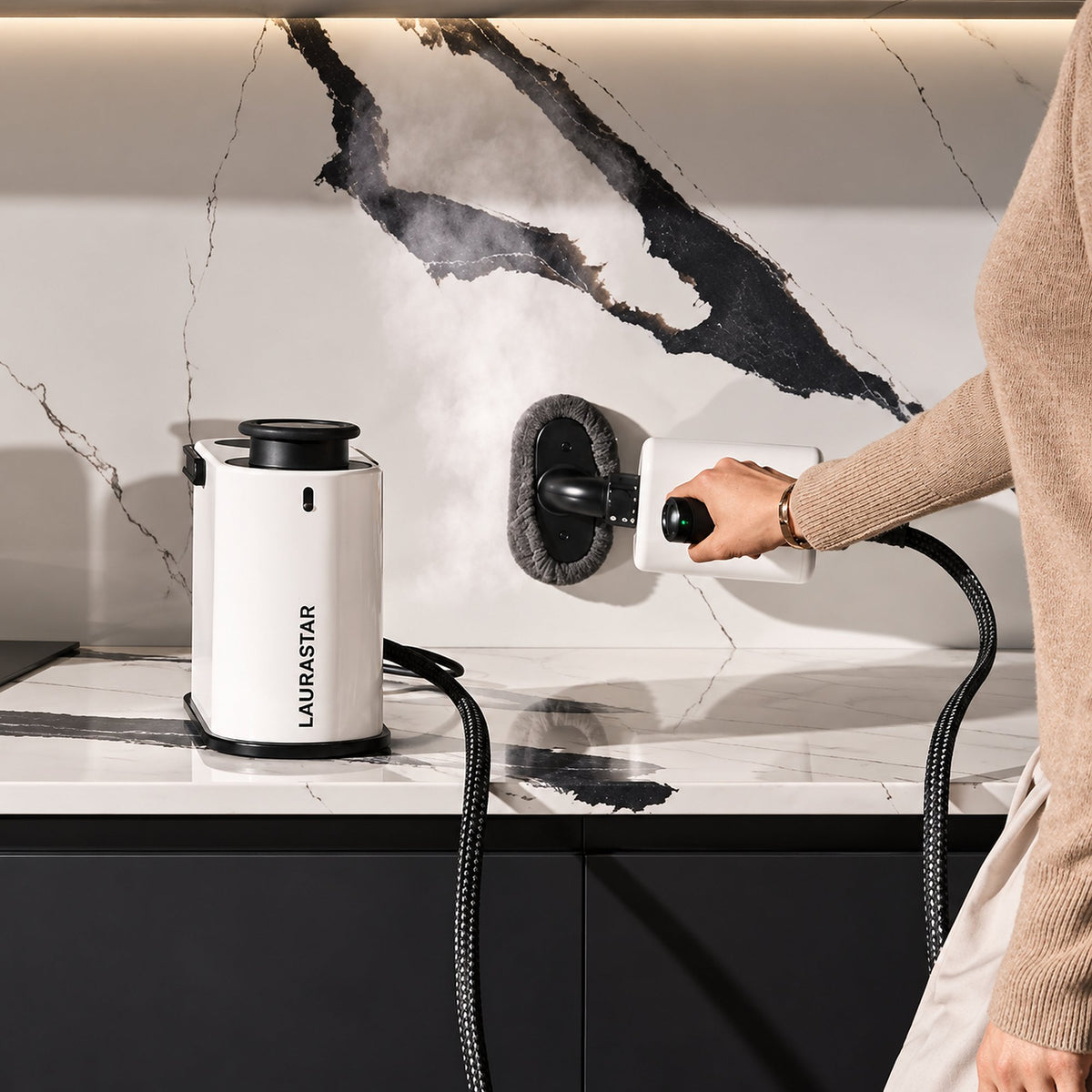 Laurastar Aura 2-in-1 Dampfreiniger (Steam Purifier)