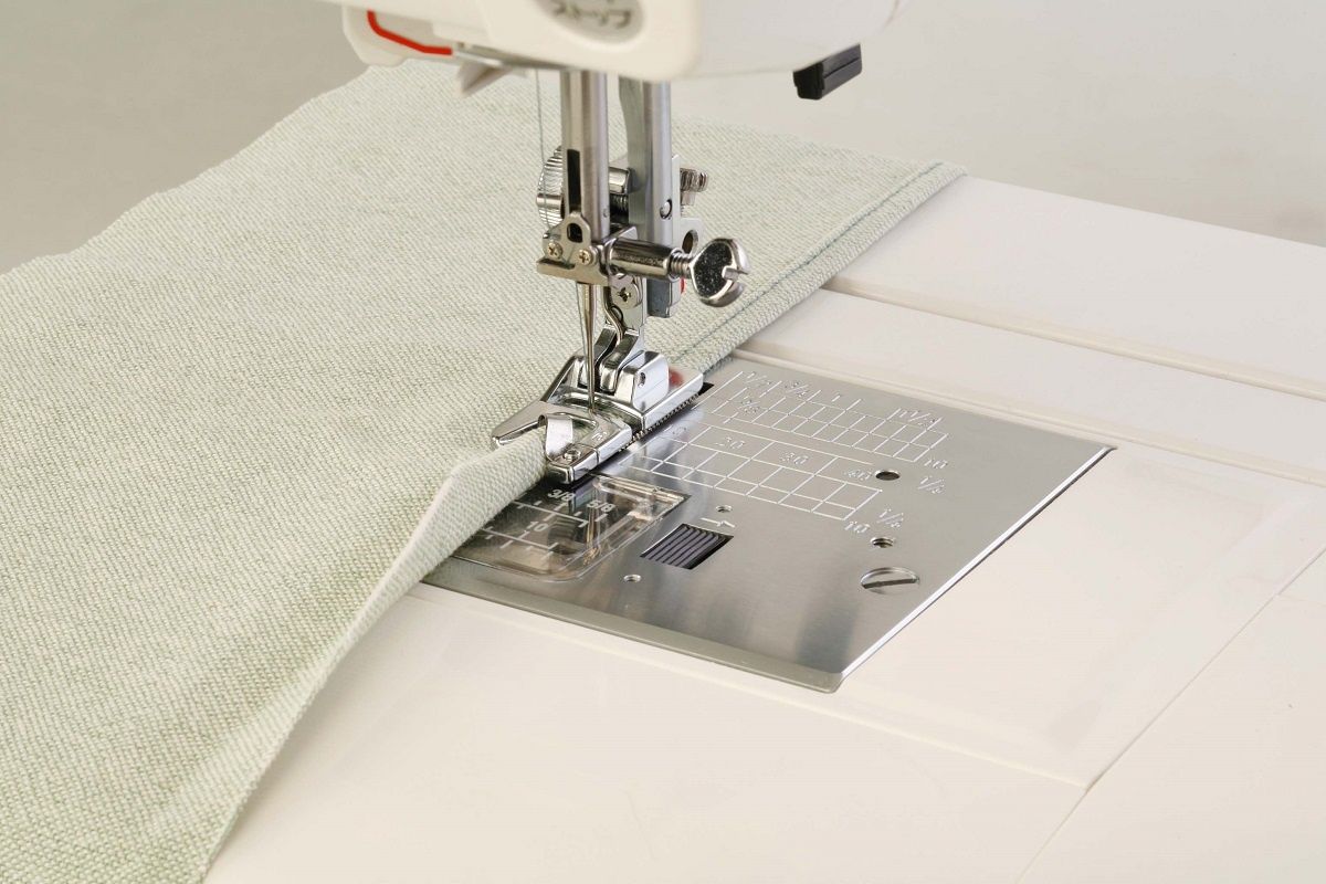 Janome Säumer Nähfuß Set (4 mm/ 6 mm)