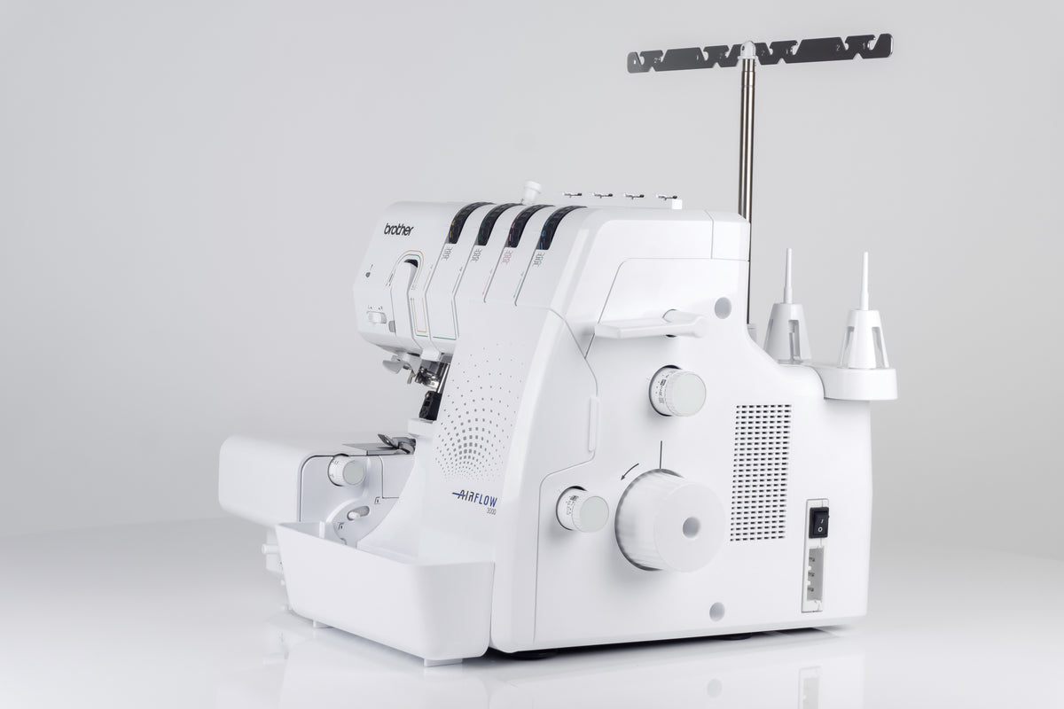 Brother AIRFLOW 3000 - 4 Faden Overlock mit Lufteinfädelung