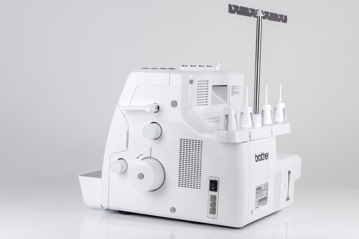 Brother AIRFLOW 3000 - 4 Faden Overlock mit Lufteinfädelung