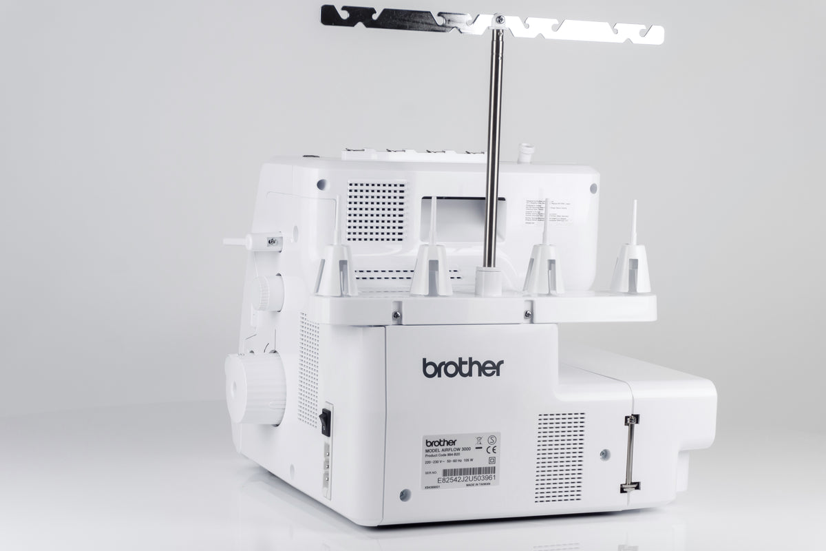 Brother AIRFLOW 3000 - 4 Faden Overlock mit Lufteinfädelung