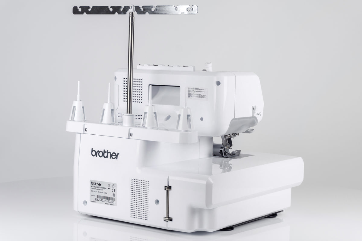 Brother AIRFLOW 3000 - 4 Faden Overlock mit Lufteinfädelung