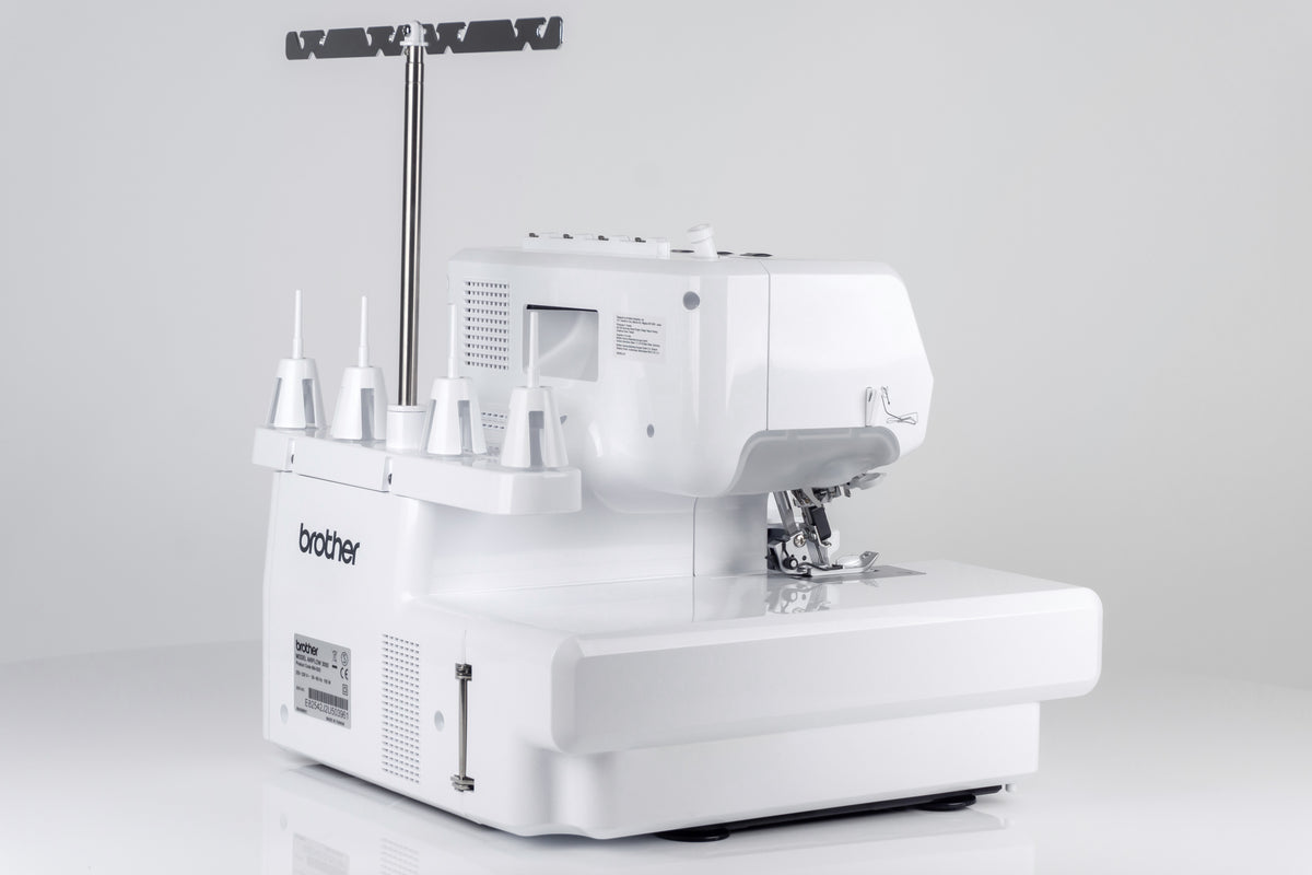 Brother AIRFLOW 3000 - 4 Faden Overlock mit Lufteinfädelung