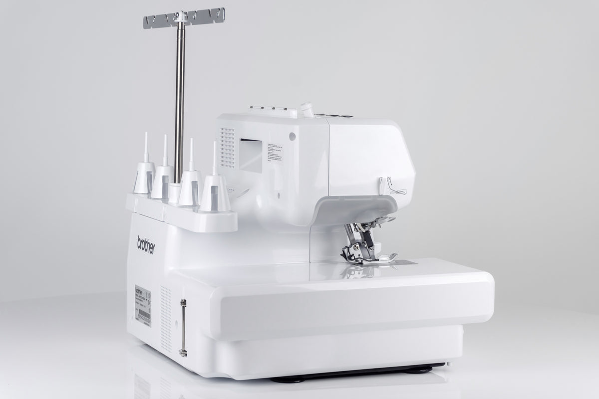 Brother AIRFLOW 3000 - 4 Faden Overlock mit Lufteinfädelung