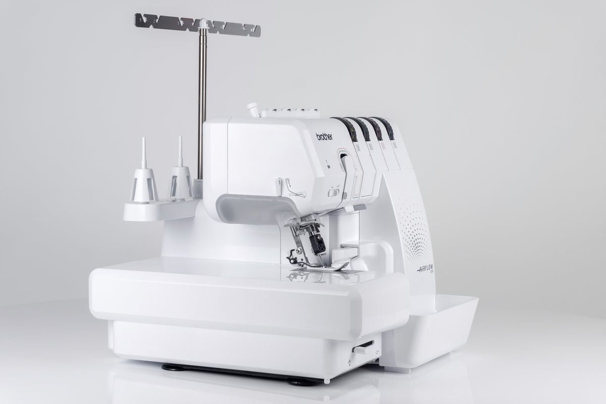 Brother AIRFLOW 3000 - 4 Faden Overlock mit Lufteinfädelung