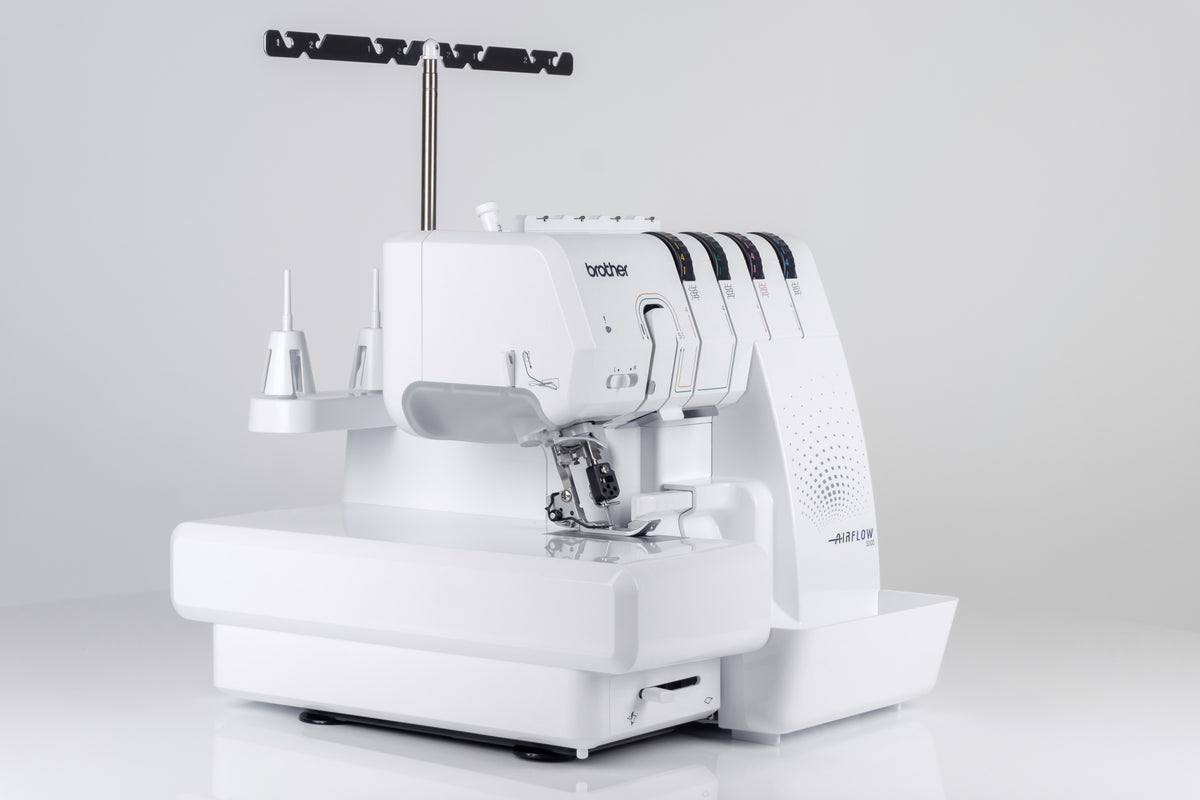 Brother AIRFLOW 3000 - 4 Faden Overlock mit Lufteinfädelung