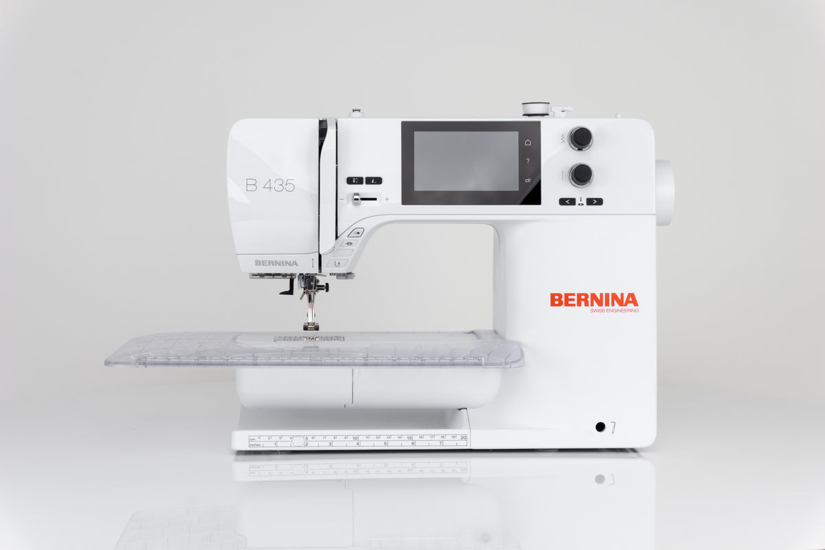 Bernina 435 Computer Nähmaschine mit Vollschaftfüßchen