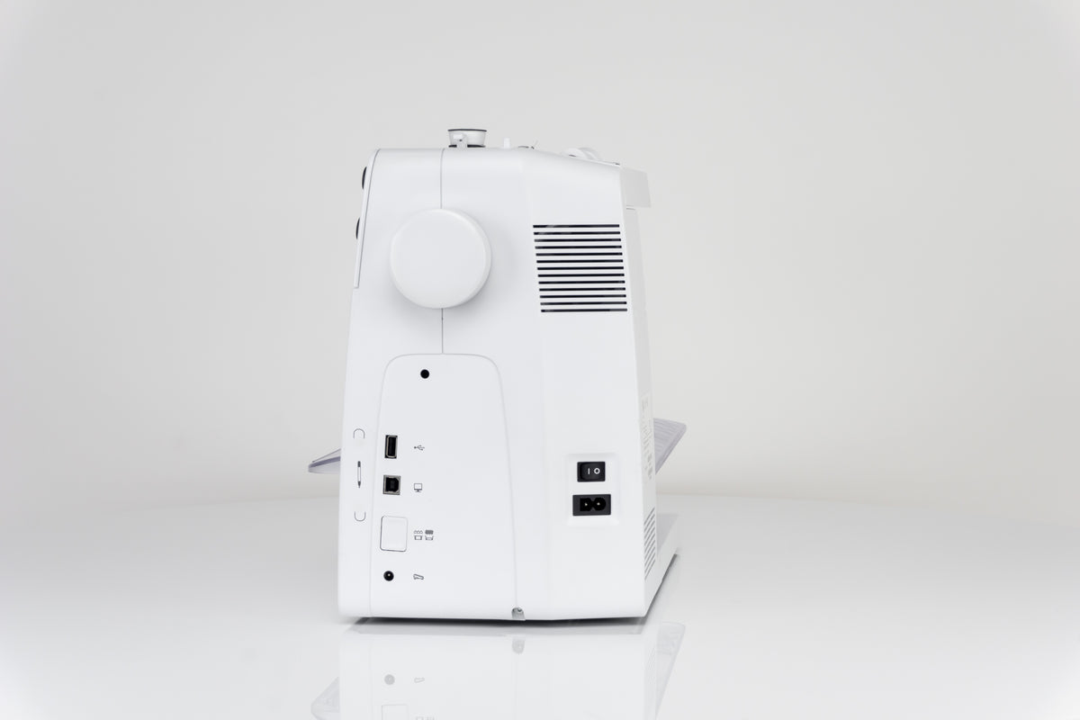 Bernina 435 Computer Nähmaschine mit Vollschaftfüßchen