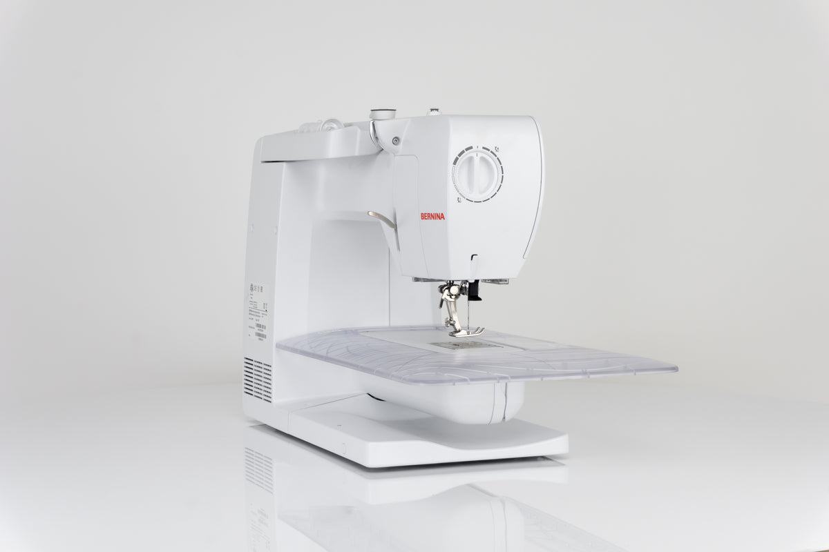 Bernina 435 Computer Nähmaschine mit Vollschaftfüßchen