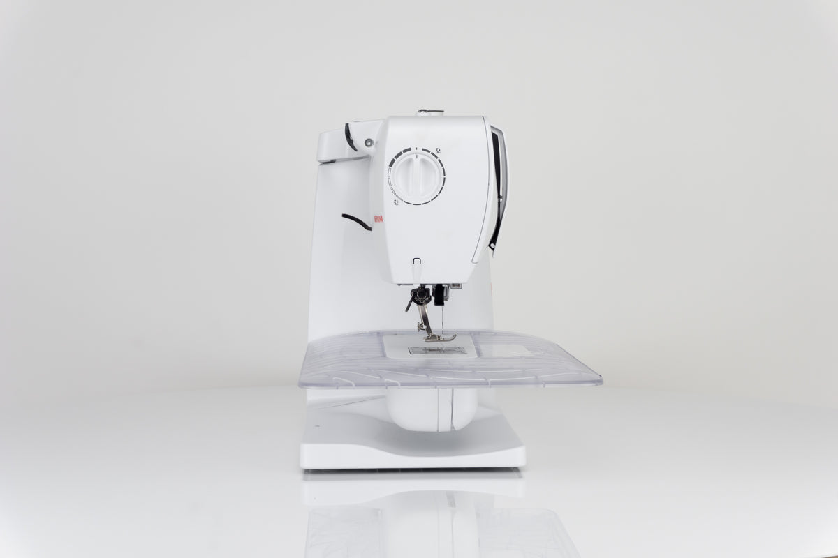 Bernina 435 Computer Nähmaschine mit Vollschaftfüßchen