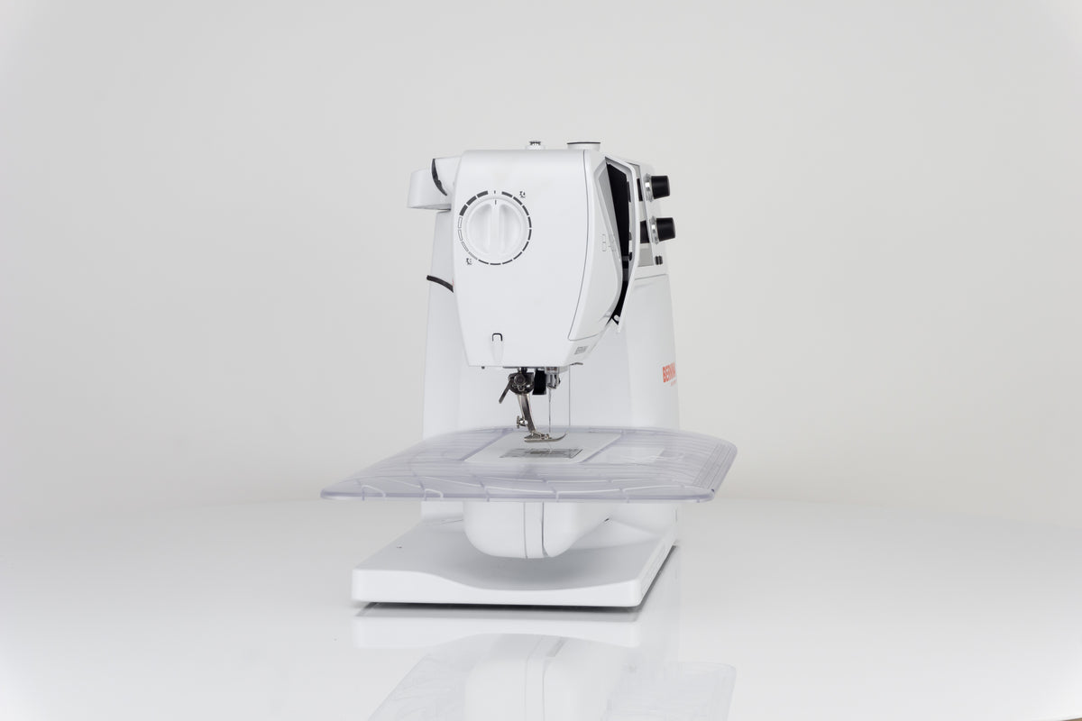 Bernina 435 Computer Nähmaschine mit Vollschaftfüßchen