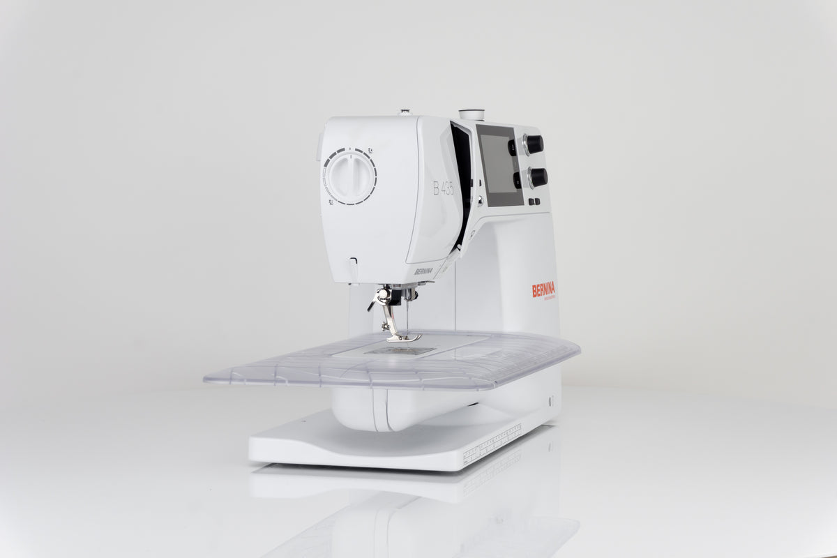 Bernina 435 Computer Nähmaschine mit Vollschaftfüßchen