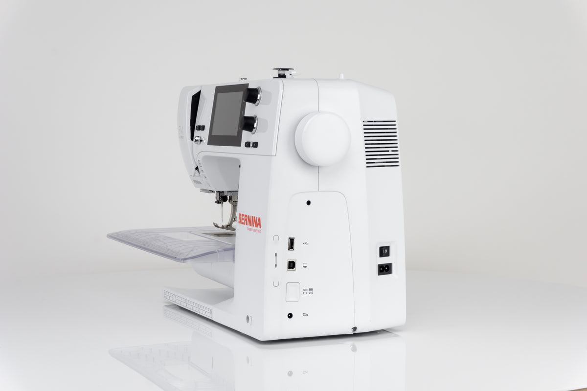 Bernina 475 QE Näh-und Quiltmaschine mit Vollschaftfüßchen
