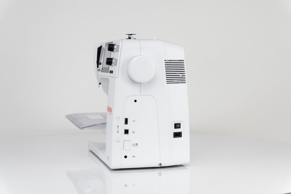 Bernina 475 QE Näh-und Quiltmaschine mit Vollschaftfüßchen