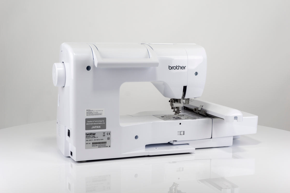 Brother Innov-is F580 Näh-, Stick- und Quiltmaschine