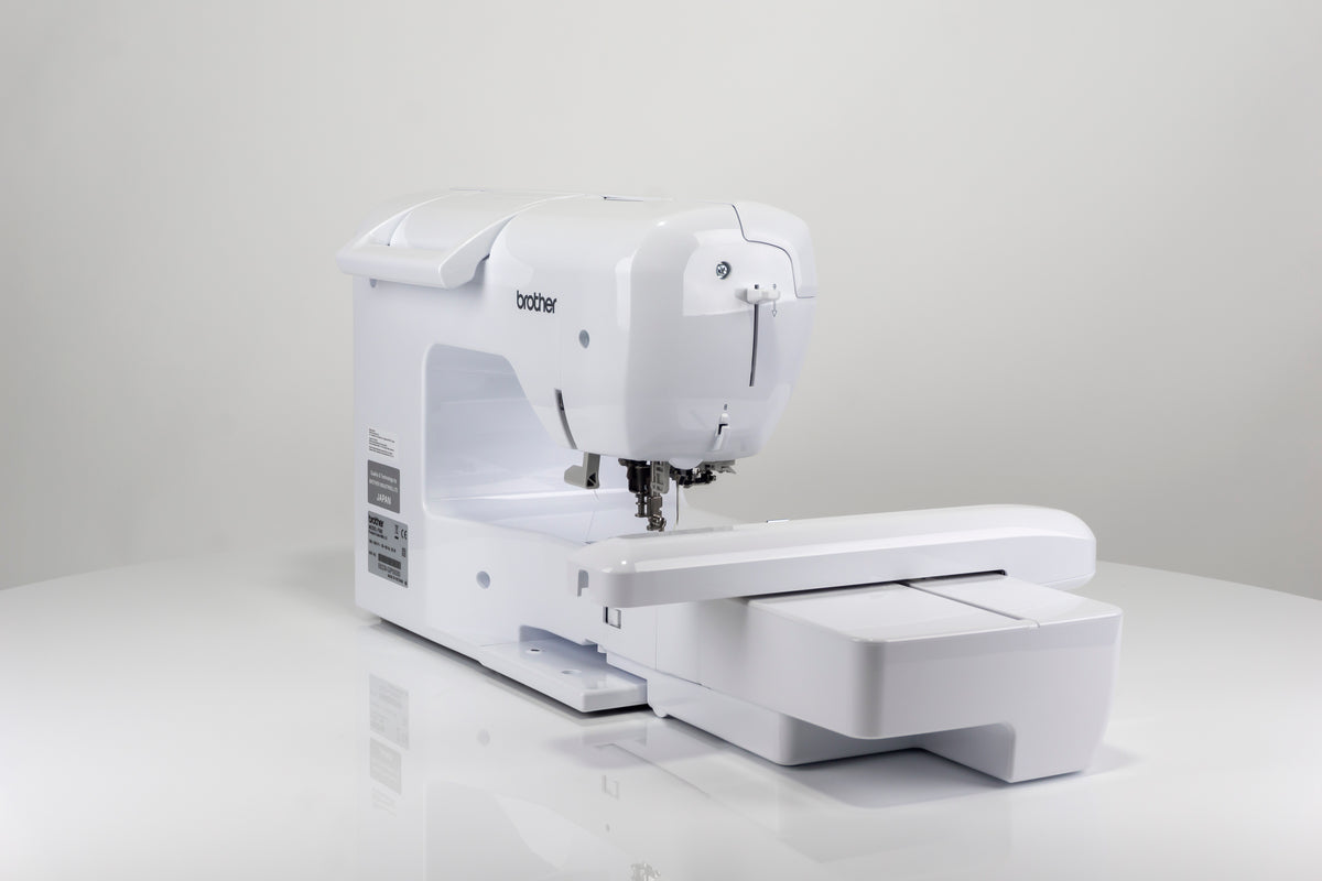 Brother Innov-is F580 Näh-, Stick- und Quiltmaschine