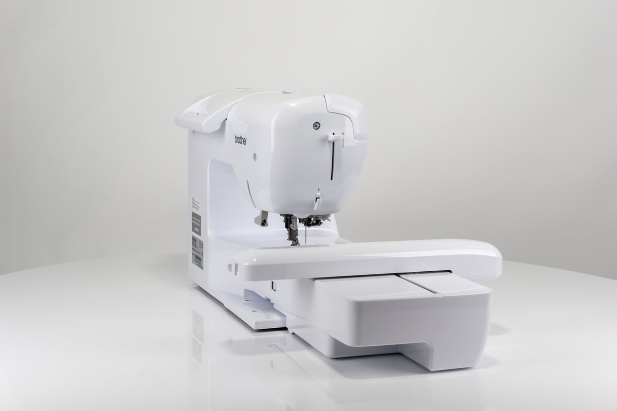 Brother Innov-is F580 Näh-, Stick- und Quiltmaschine