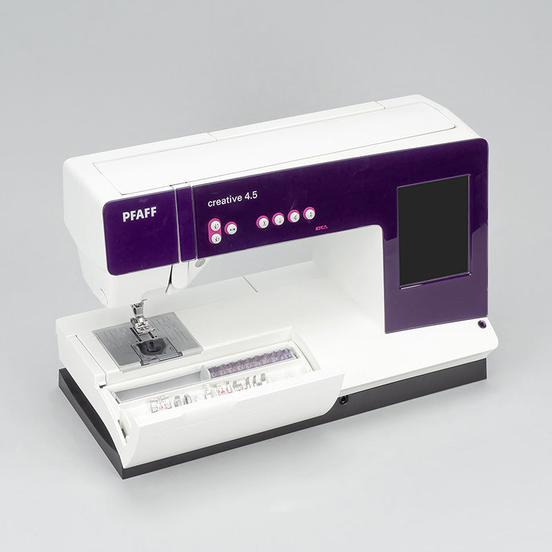 Pfaff creative 4.5 inkl. Standard-Stickmodul Gebrauchtmodell