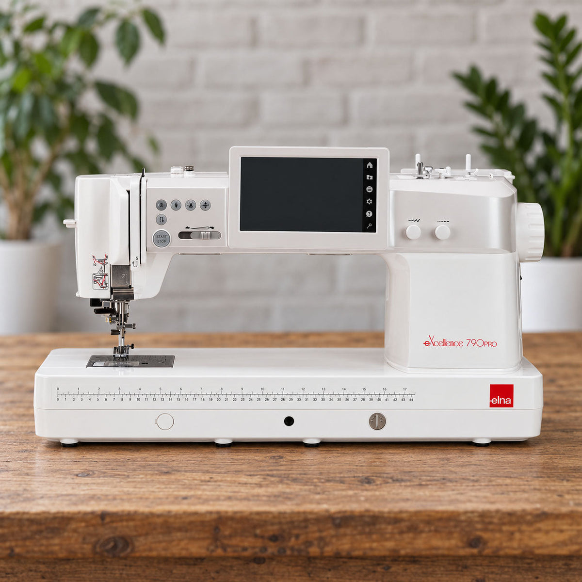Elna eXcellence 790PRO Computer Nähmaschine Gebrauchtmodell