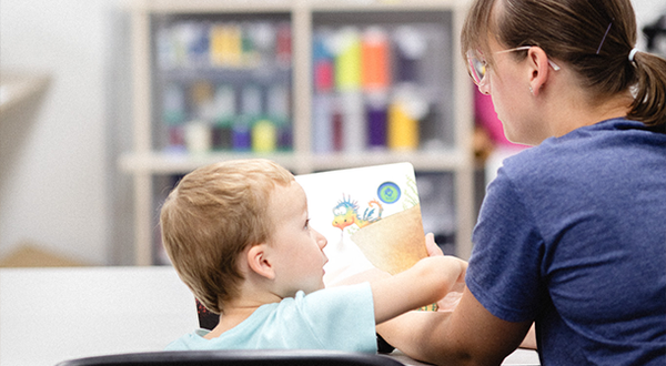 Kinderbetreuung im Mai