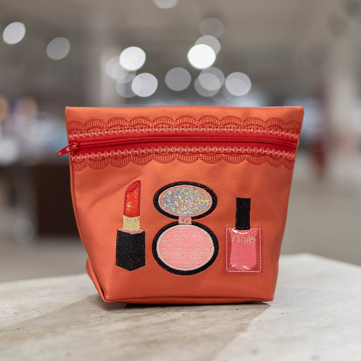Nähwelt Flach Stickmuster-Collection "Beauty & Wellness" (30 Stickmuster/ USB)