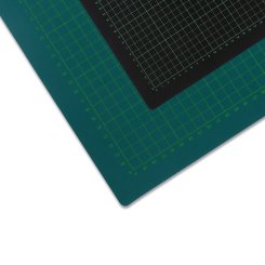 Schneidematte grün-schwarz A3 (45 x 30 cm Skalierung in cm)