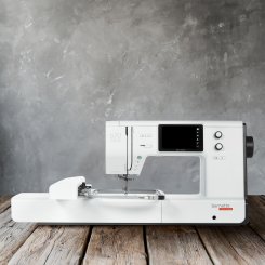 Bernette 70 DECO inkl. Stickmodul Versandrückläufer