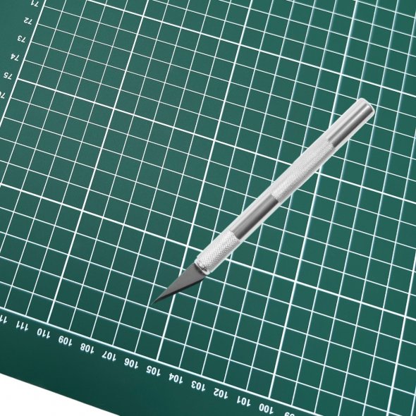 Schneidematte A0 (grün-weiß/ Skalierung in cm/ 90 x 120 cm +  Grafikmesser)
