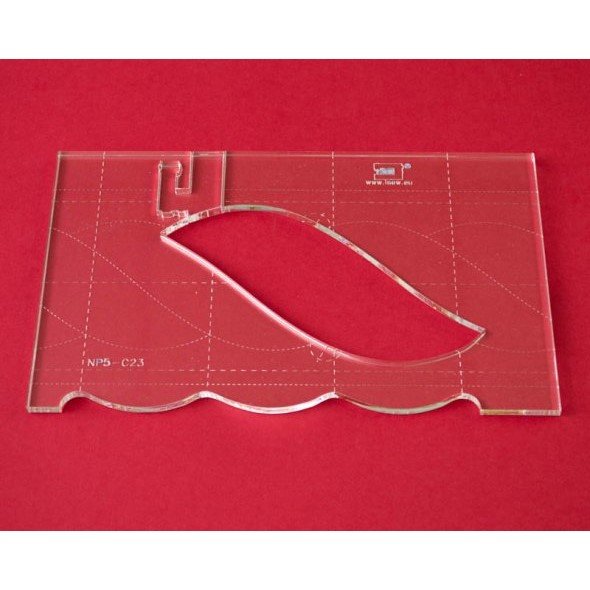 Quilt-Lineal ''Blatt groß'' (Plexiglas 5 mm/ Muster 11x6,3 cm/ Lineal 12,7x20,2 cm)