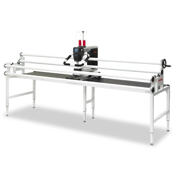 Bernina Q 16 PLUS Langarm Quiltmaschine mit Studio Frame 10-Fuß-Quiltrahmen