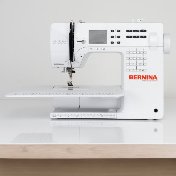 Bernina 335 Computer Nähmaschine Gebrauchtmodell
