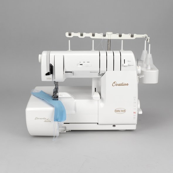 Baby Lock Ovation Coverlock Versandrückläufer