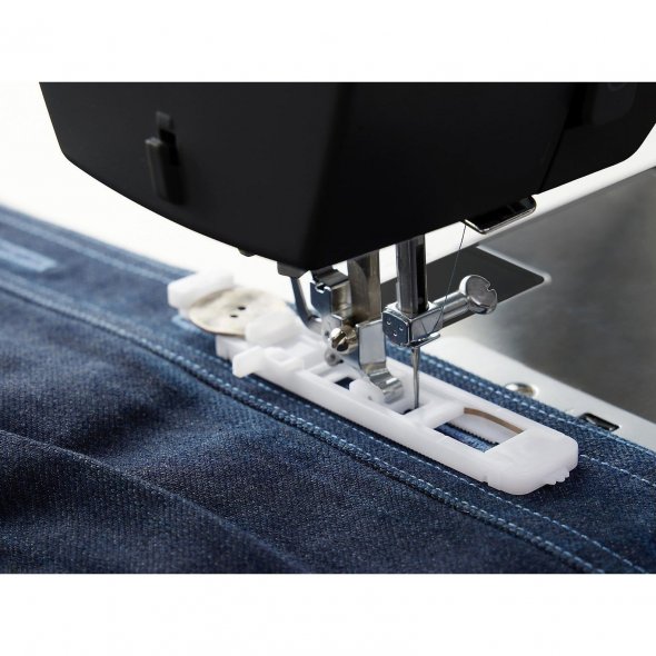 Singer Heavy Duty 4432 Black Sonderedition