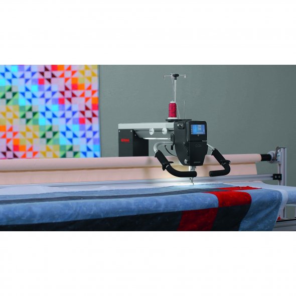 Bernina Q 24 Langarm Quiltmaschine mit Pro Large Quiltrahmen