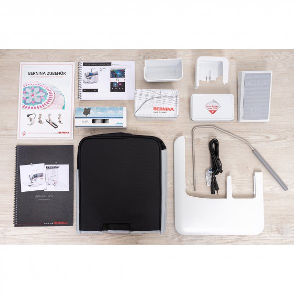 Bernina L 860 - 4 Faden Overlocker mit Lufteinfädelung und Einweisungsvideo gratis!