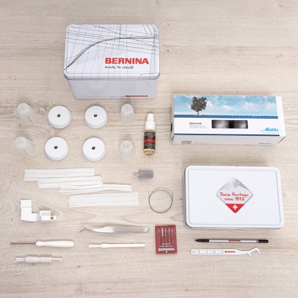 Bernina L 860 - 4 Faden Overlocker mit Lufteinfädelung und Einweisungsvideo gratis!