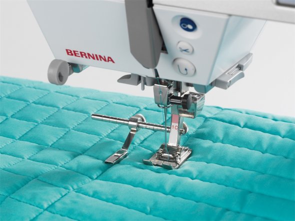 Bernina Justierbare Führung