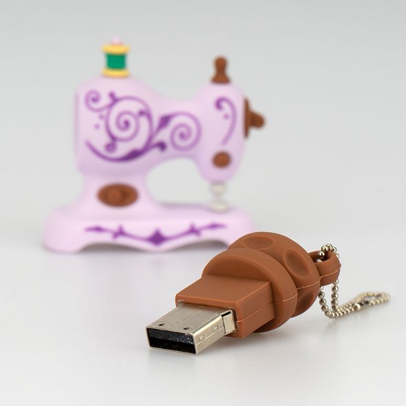 USB-Stick 16 GB "Nähmaschine"