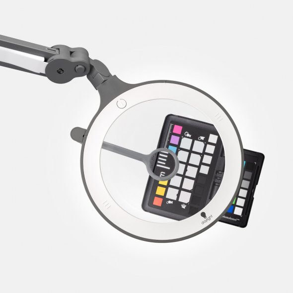 Daylight IQ Lupenleuchte 3D mit Schwenkarmlinse 12D
