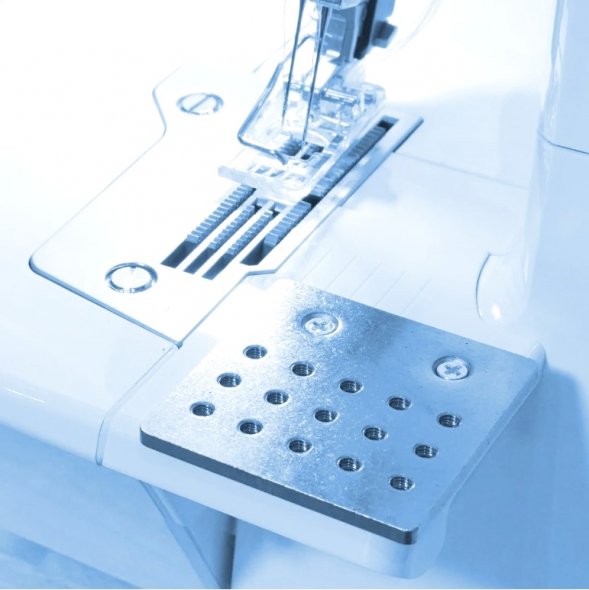 Juki Adapterplatte für Einzel-Doppelfaltschrägbinder (5 x 5 cm/ MO-735/ MCS-1800)